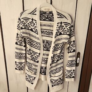 Pink Rose Black and Cream Patterned Cardigan Size Small